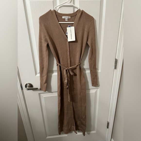 Lucky Brand Dresses & Skirts - Lucky Brand Tan Long-Sleeve Button-Up Dress